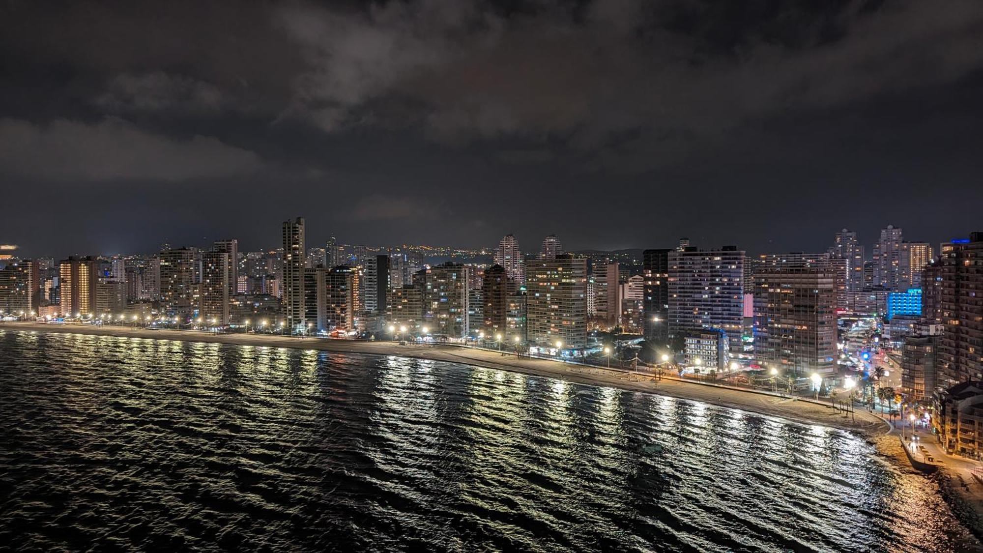 Gemelos Sea Front Apartment Benidorm Buitenkant foto